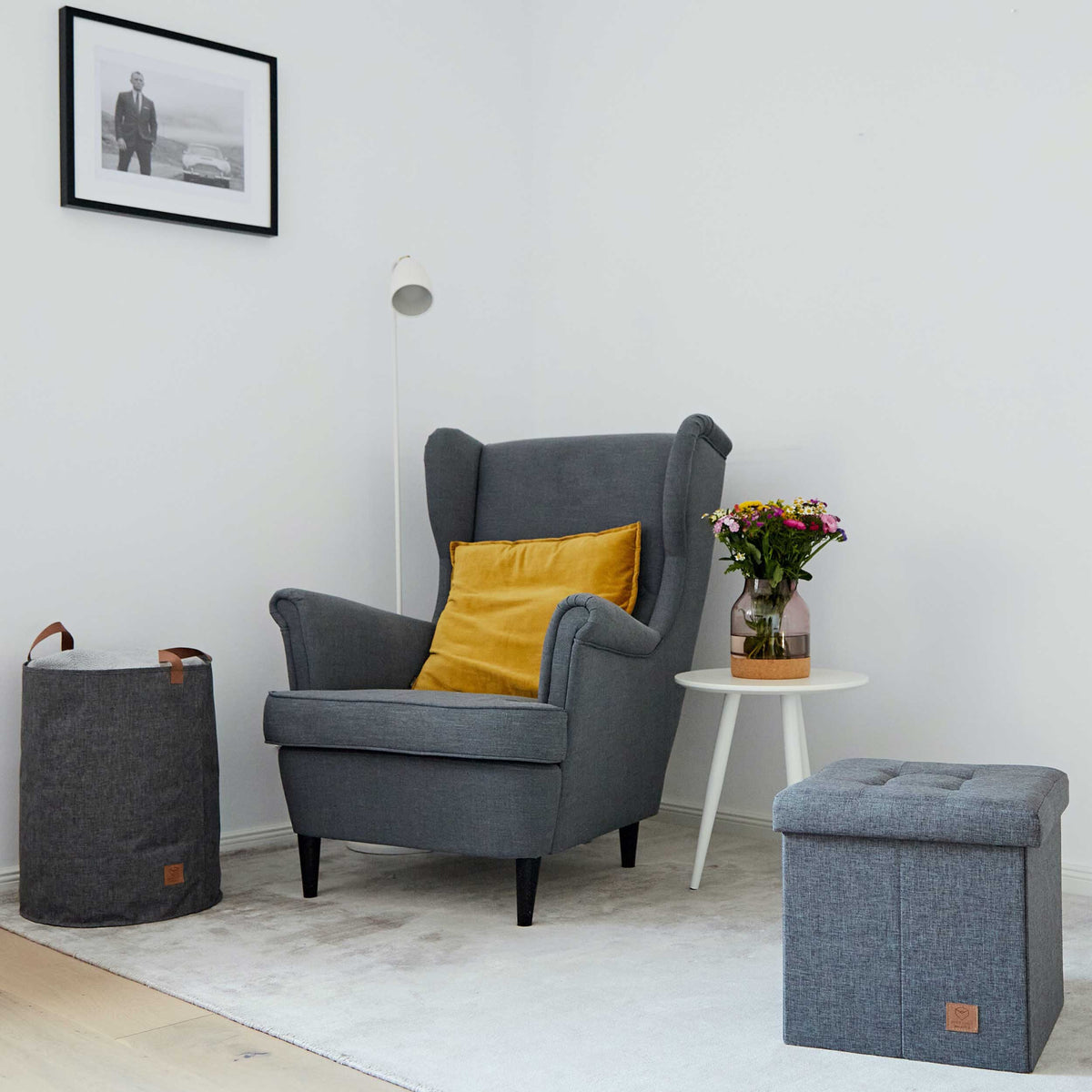 Sitzhocker mit Stauraum, 38x38x38 cm – PREMIUM