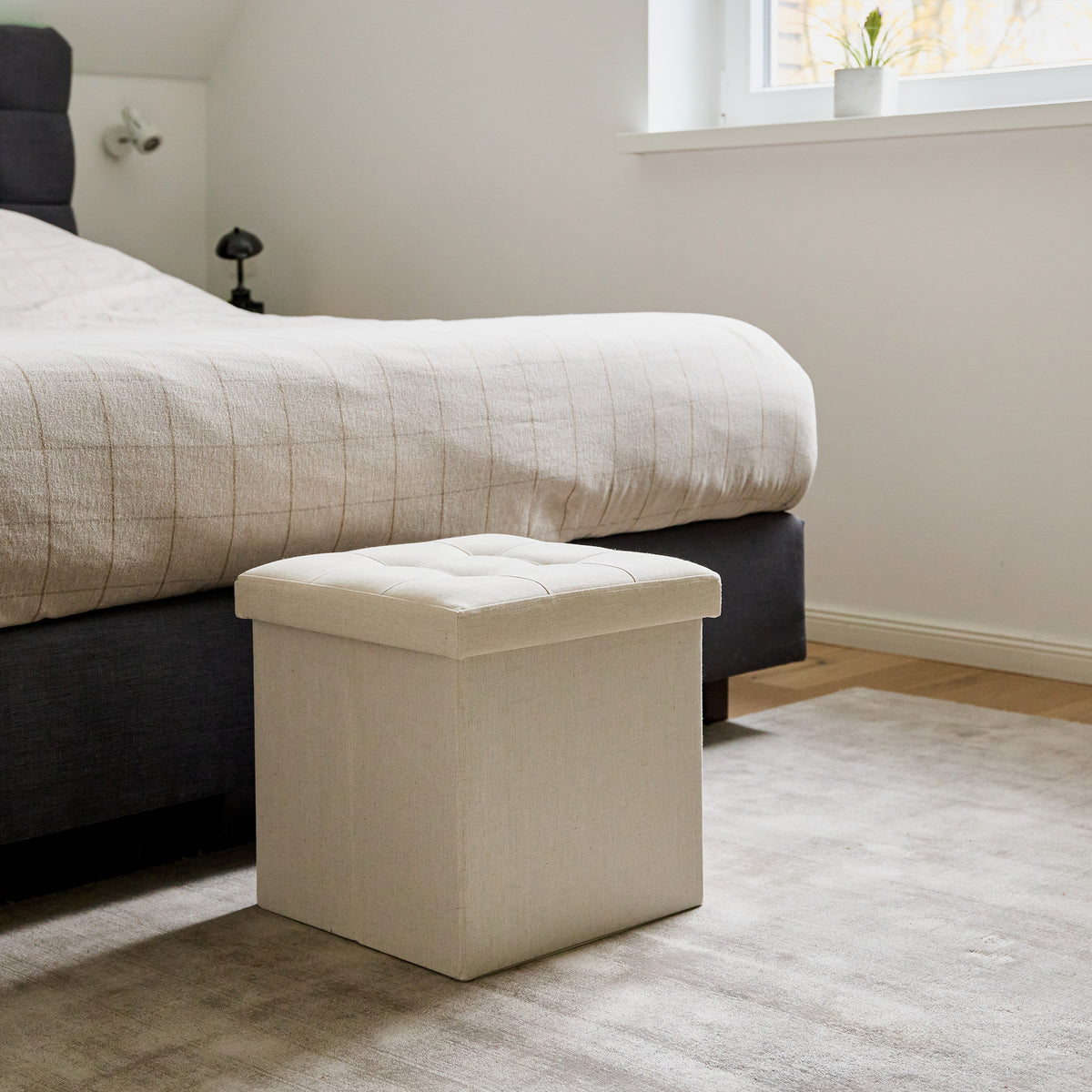 Sitzhocker mit Stauraum, 38x38x38 cm – PREMIUM